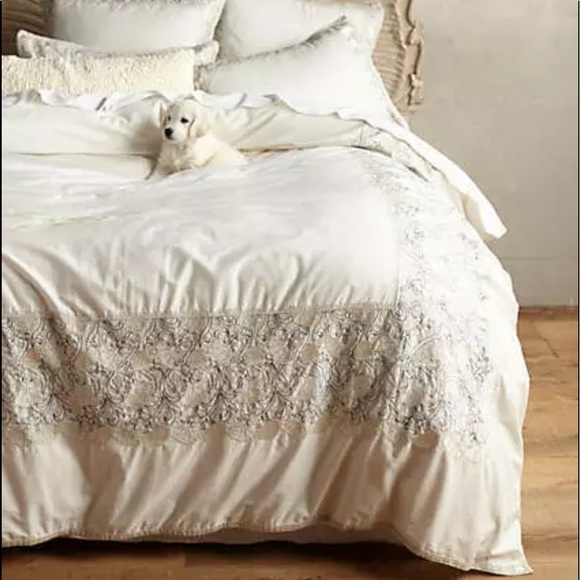 Embroiled Hilvi Coralline Duvet and 3 Euro sham NWT - Picture 5 of 7